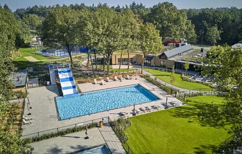 Beautiful home in Lage Mierde