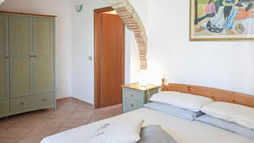 2 chambres, lit parapluie, Wi-Fi gratuit, draps fournis