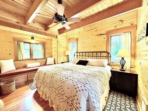 2 bedrooms, travel crib, free WiFi, bed sheets