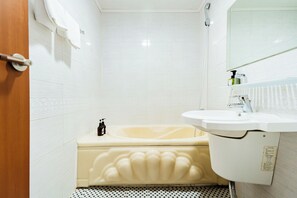 Deluxe Double Room | Bathroom | Combined shower/bathtub, deep-soaking bathtub, hair dryer, slippers - EQ Stay Hotel (Jeju City)