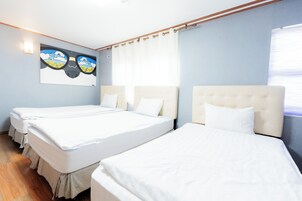 Premium bedding, individually decorated, blackout drapes, free WiFi