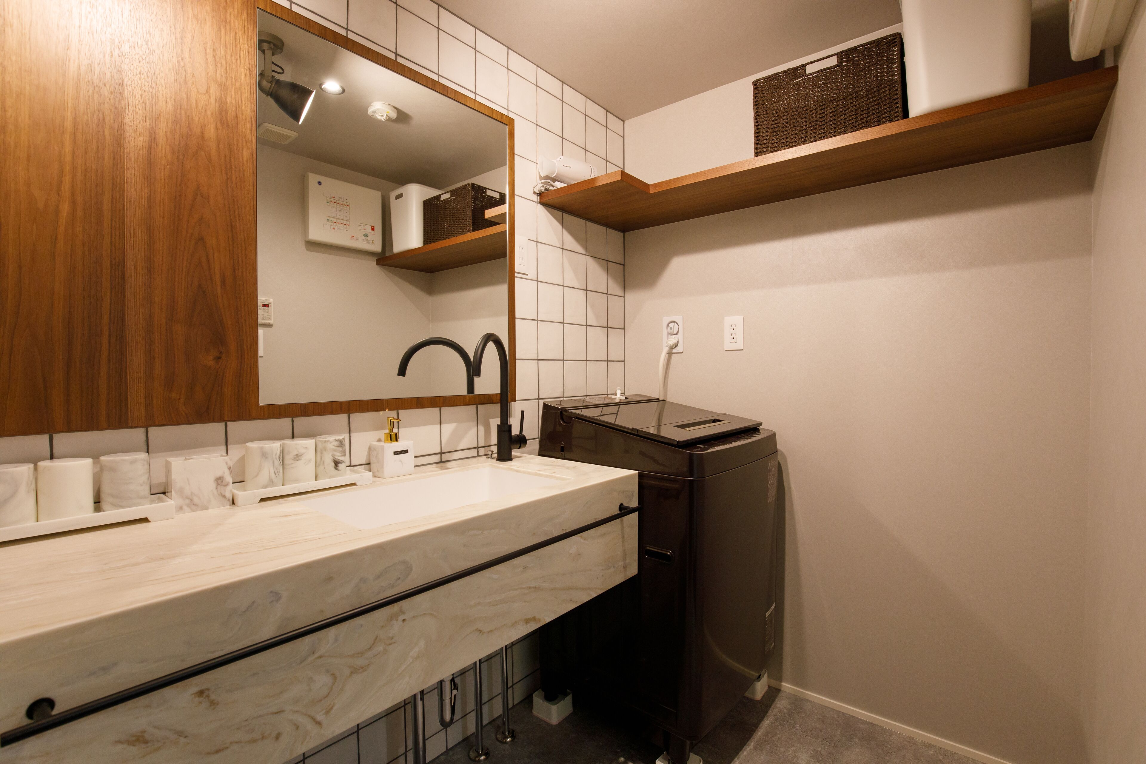 superior b non-smoking | bathroom | separate bathtub and shower, free toiletries, hair dryer, slippers