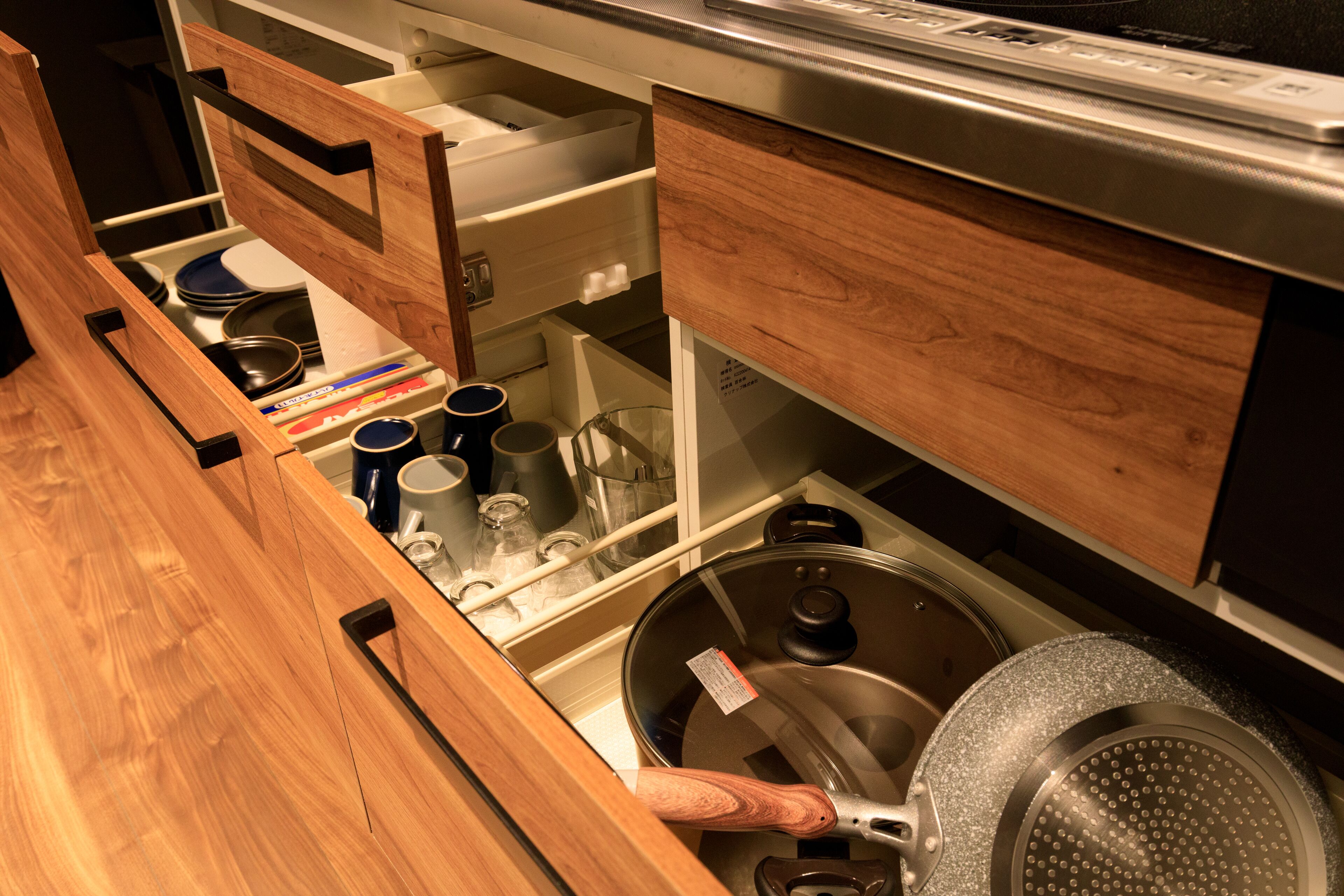 superior b non-smoking | private kitchen | fridge, microwave, stovetop, electric kettle