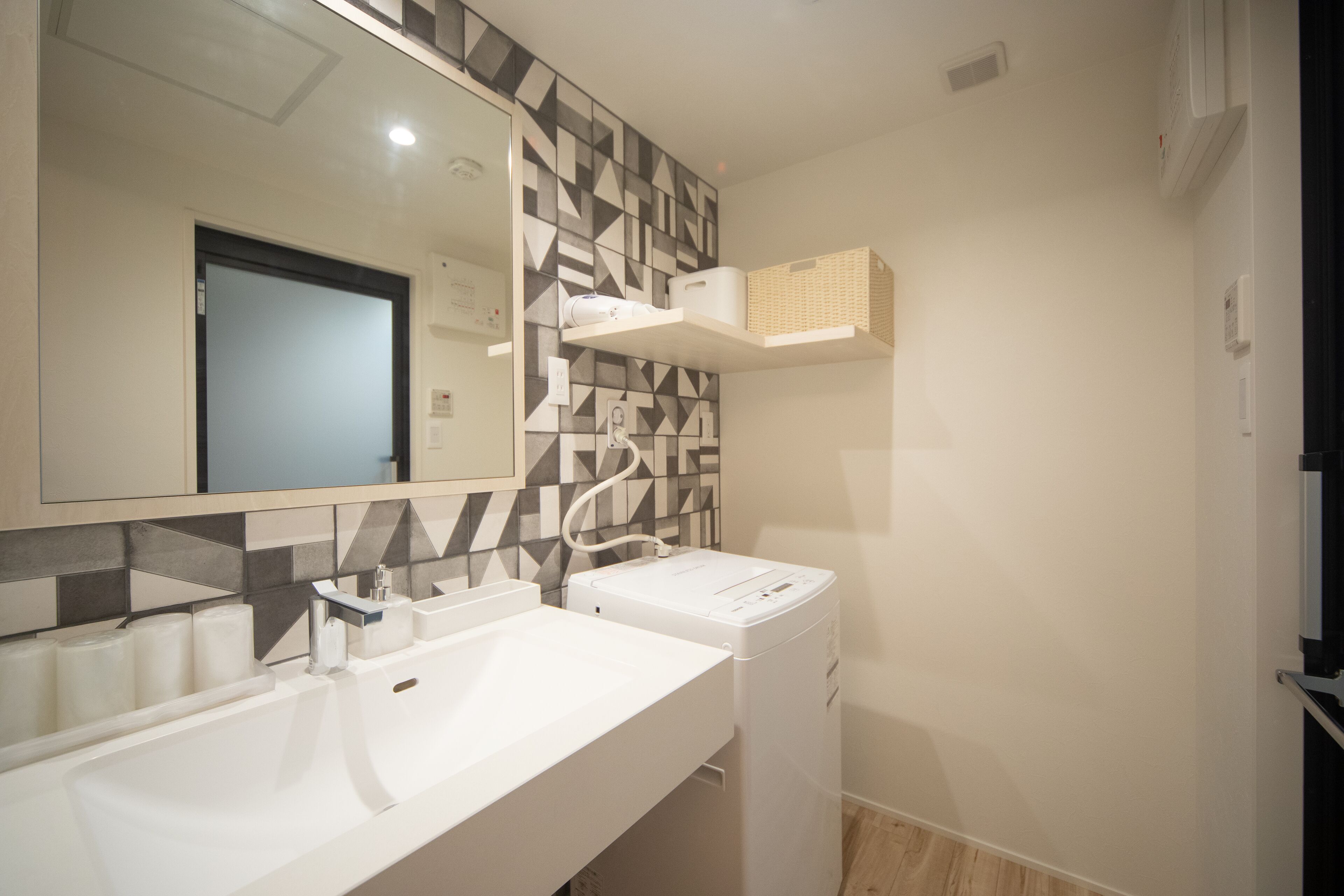 standard a non-smoking | bathroom | separate bathtub and shower, free toiletries, hair dryer, slippers