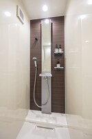 Quarto básico, para não fumantes (B) | Chuveiro