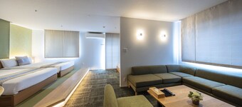 Grand Base Okayama Ekimae