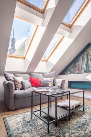 Deluxe Apartment | Living area