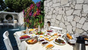 Breakfast area - Lulu Inn Çeşme (Cesme)