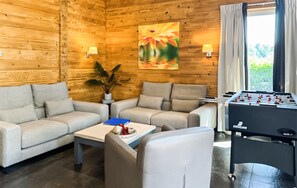 Spielezimmer