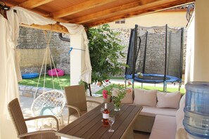 Outdoor dining - Villa with pool for 9 persons (Rovinjsko Selo, Rovinj)