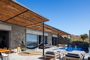 A heated pool - Luxe Coastal Escape with Sea Views - Private Heated Pool, Close to Agios Pavlos Beach! (Rethymno)