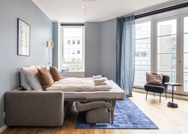 3 bedroom penthouse | Living area