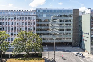 1 bedroom swanky apartment | City view