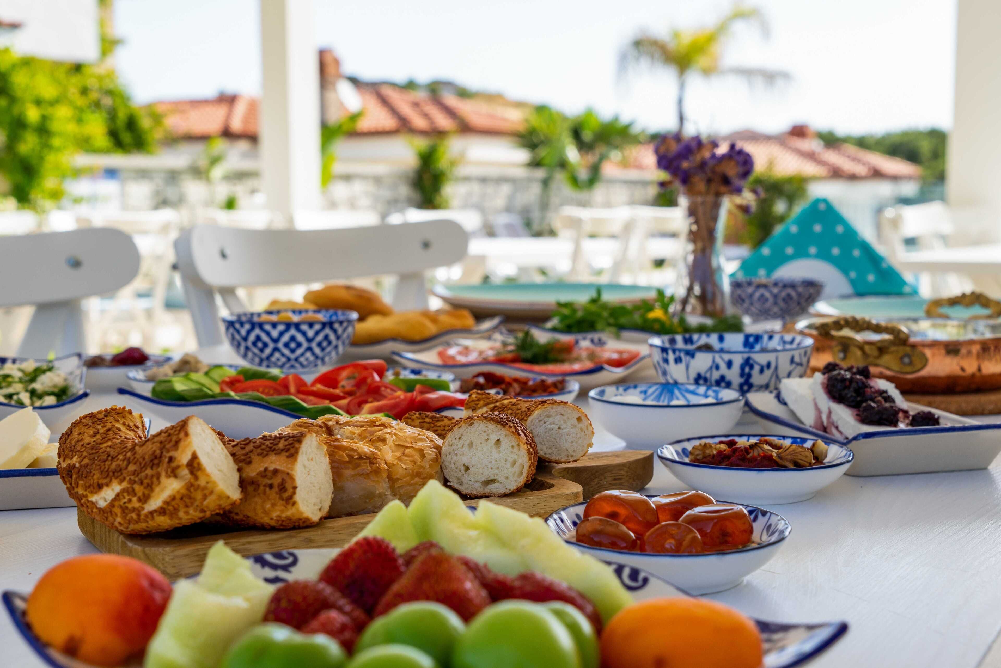 free daily local cuisine breakfast