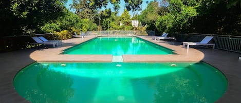 Outdoor pool, pool umbrellas