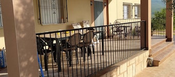 Cortijo oliveras Moratalla
