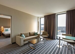 Allergikerbettwaren, Daunenbettdecken, Minibar, Zimmersafe