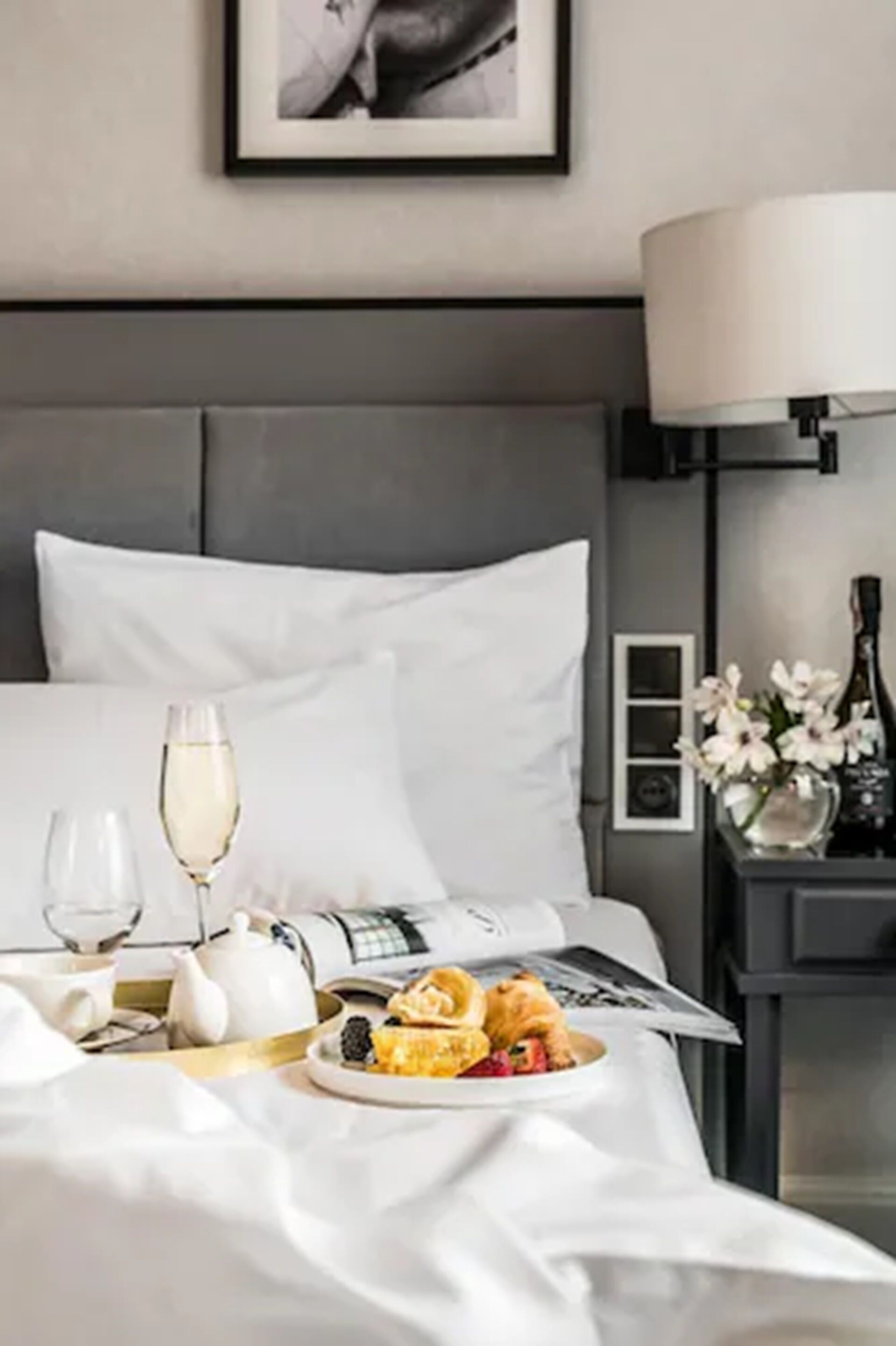 Se ofrece un desayuno bufé (85 PLN por persona)