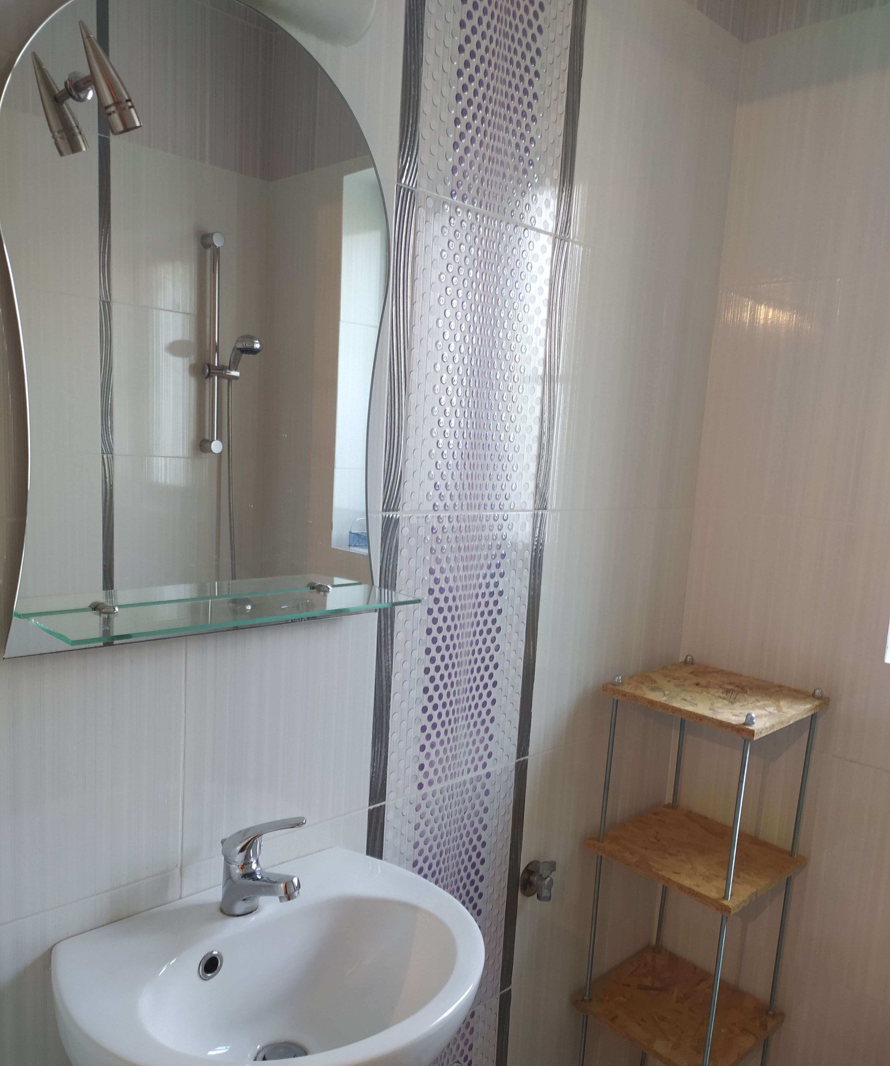 Toallas y papel higiénico