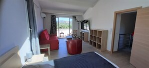 3 bedrooms, iron/ironing board, WiFi - Beautiful house in a privileged setting 6/8 pers with swimming pool, near St Tropez (Cogolin)