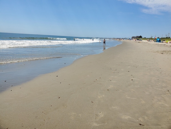 In Strandnähe, Liegestühle