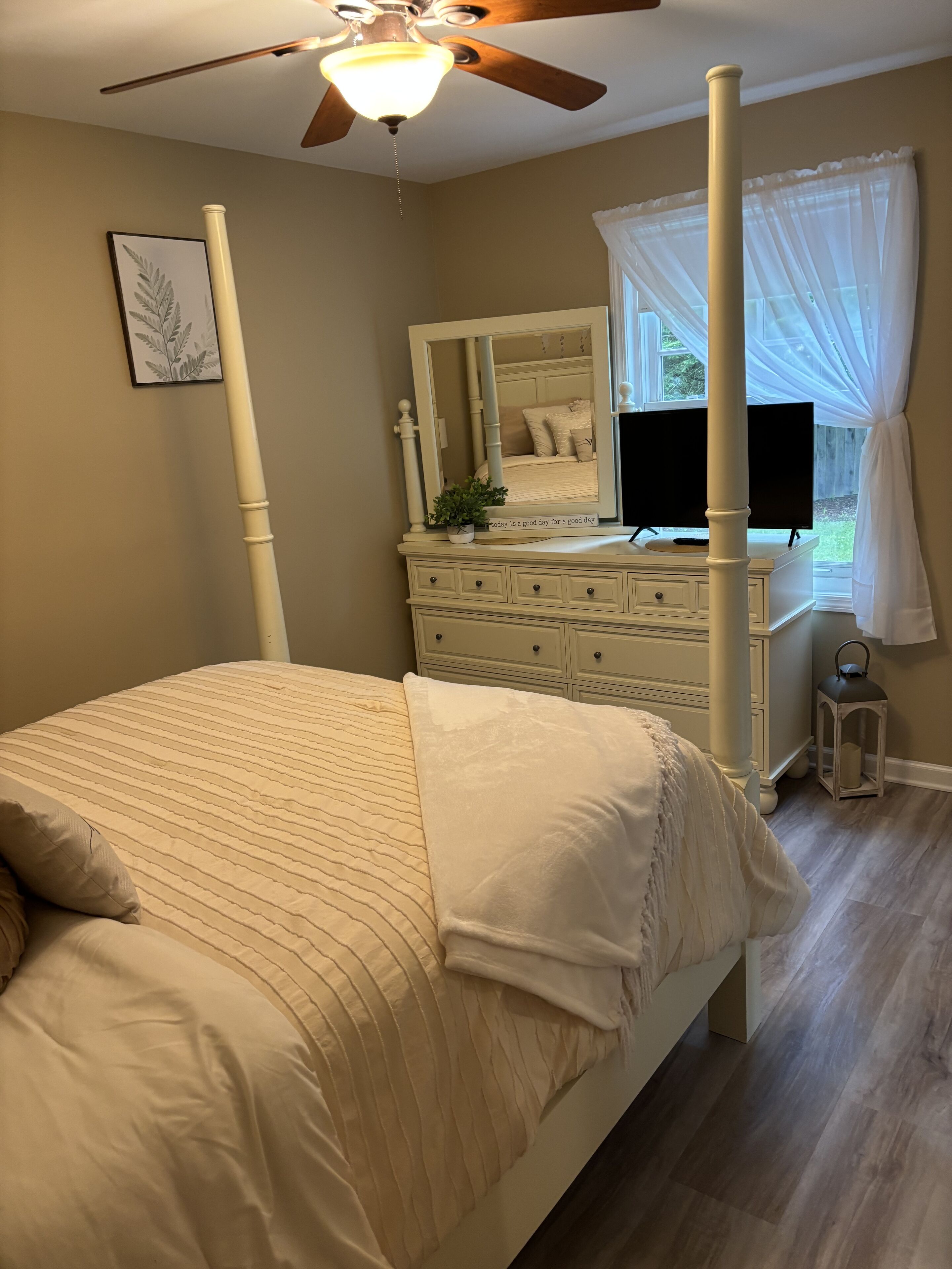 2 chambres, fer et planche à repasser, Wi-Fi gratuit, draps fournis