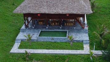 1 sovrum, sängtillbehör av högsta kvalitet och memory foam-madrasser