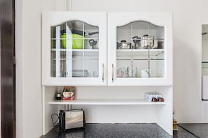 Comfort Apartment | Private kitchen | Fridge, microwave, stovetop, electric kettle