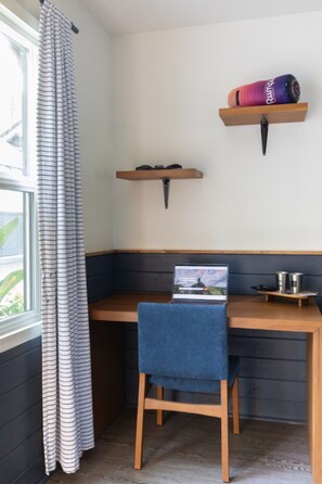 Queen Cabin - Riverside | 1 bedroom, iron/ironing board, free WiFi, bed sheets