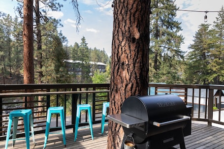 Two Bedroom Cabin - Riverside | View from room