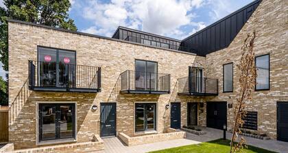 Tailored Stays - Lovell Lodge