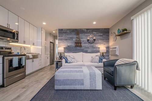 Lakeside Serenity Villa with Private Patio