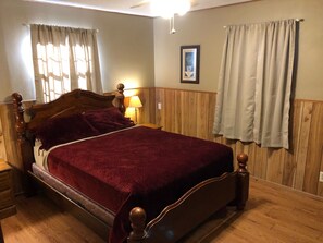 3 bedrooms, free WiFi, bed sheets