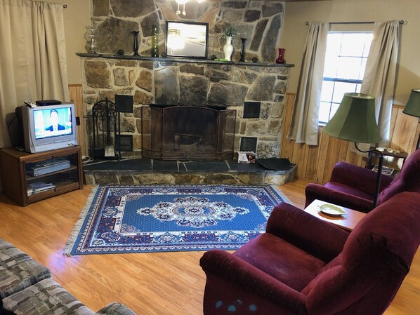 TV, fireplace, DVD player