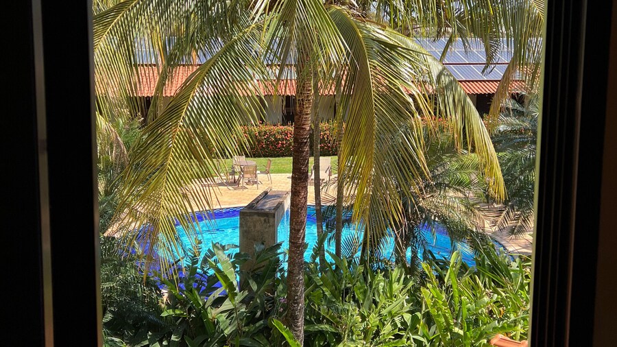 Premier Garden Hotel