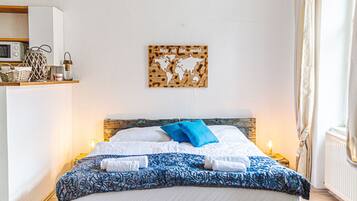 Apartment | 1 bedroom, iron/ironing board, free WiFi, bed sheets