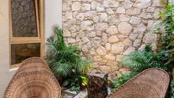 Deluxe-huone | Terassi/patio