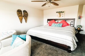 7 Schlafzimmer, Bügeleisen/Bügelbrett, WLAN