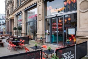 Apartment | Interior - Lovely 1-bed Apartment in Manchester (Manchester)