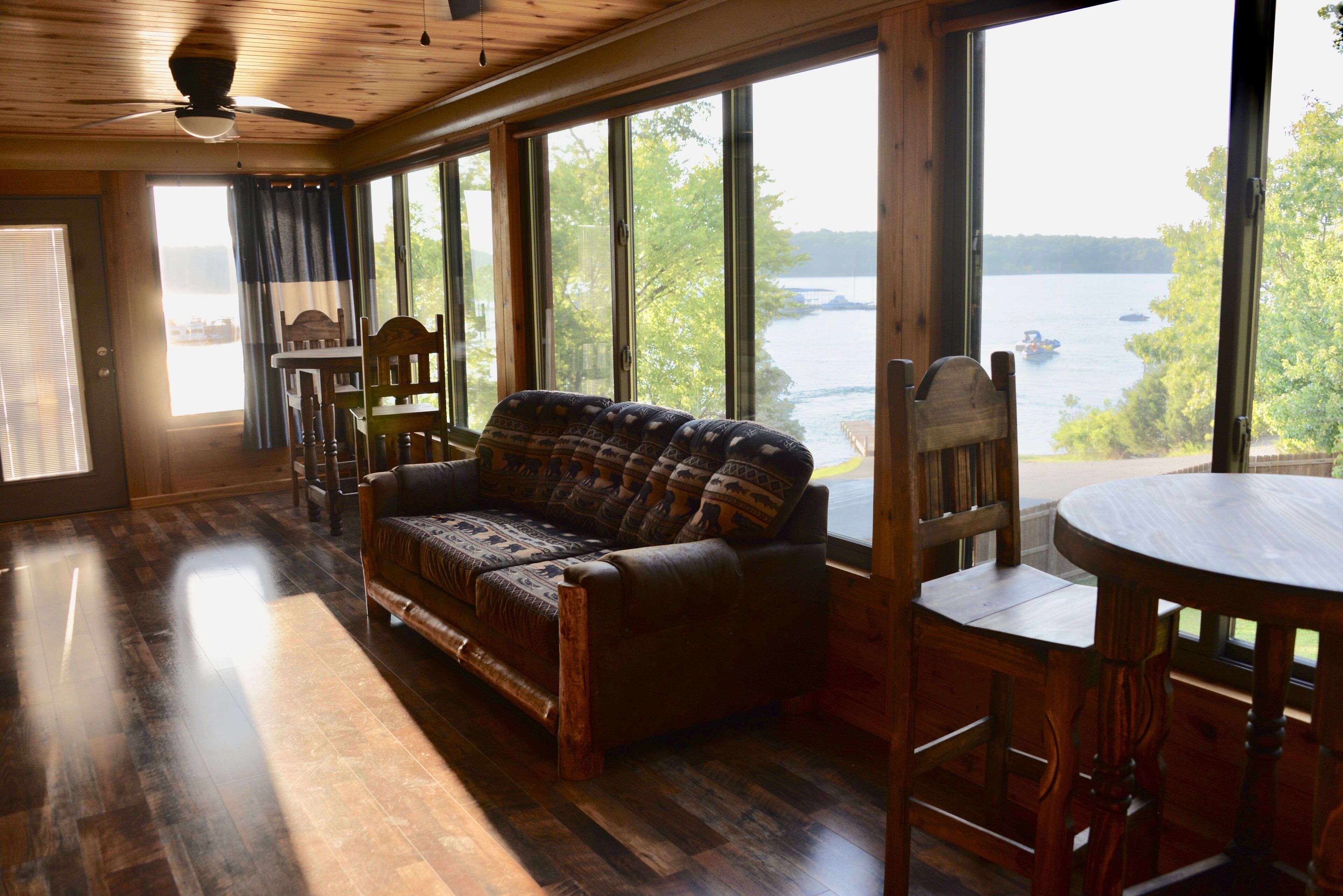 Top 12 PetFriendly Cabins Near Bull Shoals Lake, Arkansas Updated