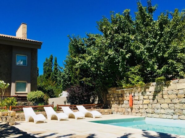 Außenpool (je nach Saison geöffnet)