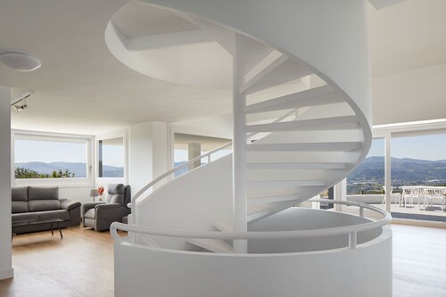 BASQUE BREATH-Unique Villa, Fantastic View, Fabulous Pool