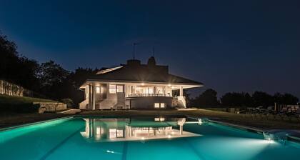 BASQUE BREATH-Unique Villa, Fantastic View, Fabulous Pool