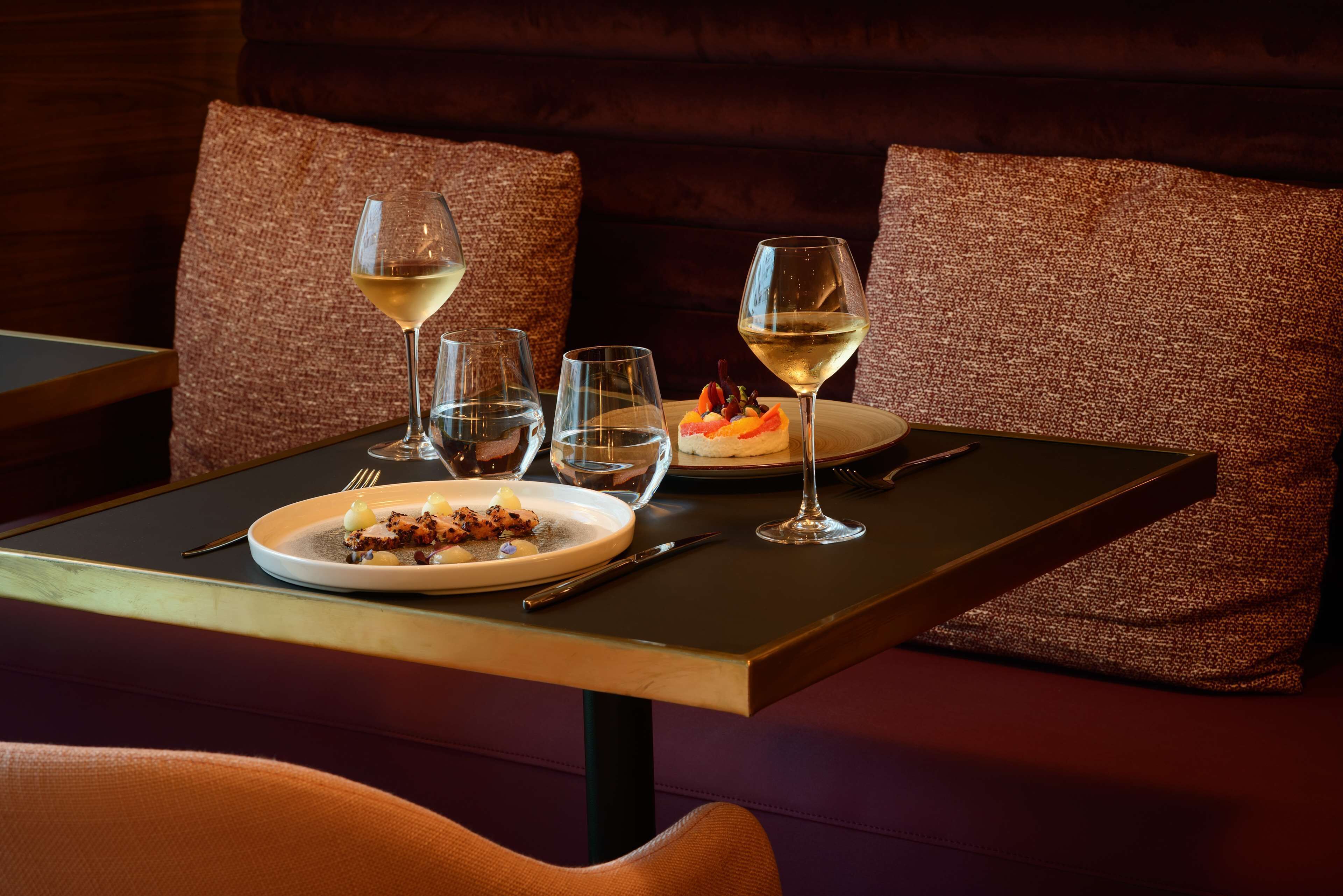 breakfast, lunch and dinner served