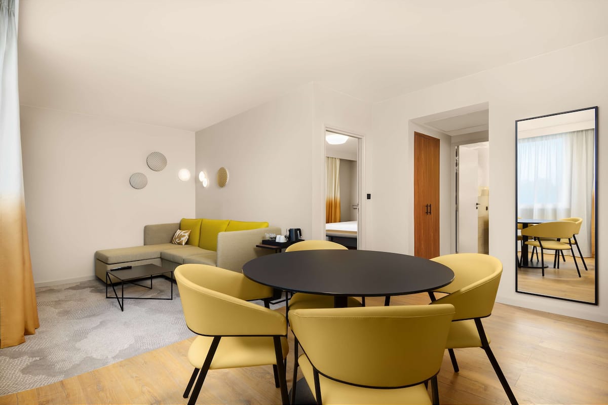Suite, 1 King Bed | 1 bedroom, in-room safe, desk, laptop workspace