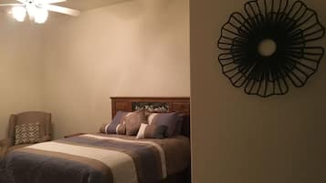 3 bedrooms, travel cot, free WiFi, bed sheets