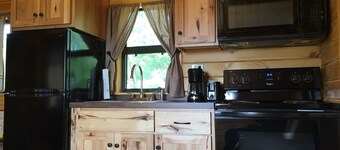 Cooperstown Double Play Hilltop Cabin A