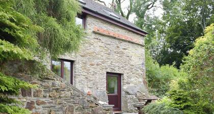 Hay Barn - Dinas Country Club