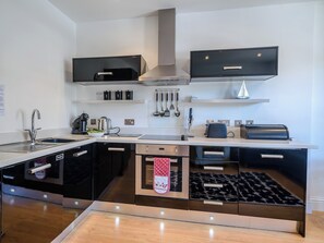 Oven, dishwasher, freezer