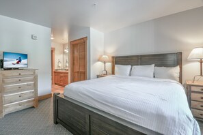 2 bedrooms, individually decorated, individually furnished - Springs 8829 (Keystone)